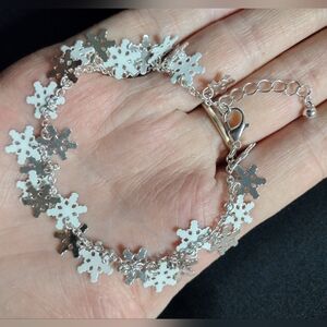 Silver Christmas Snowflake Winter Wonderland Bracelet